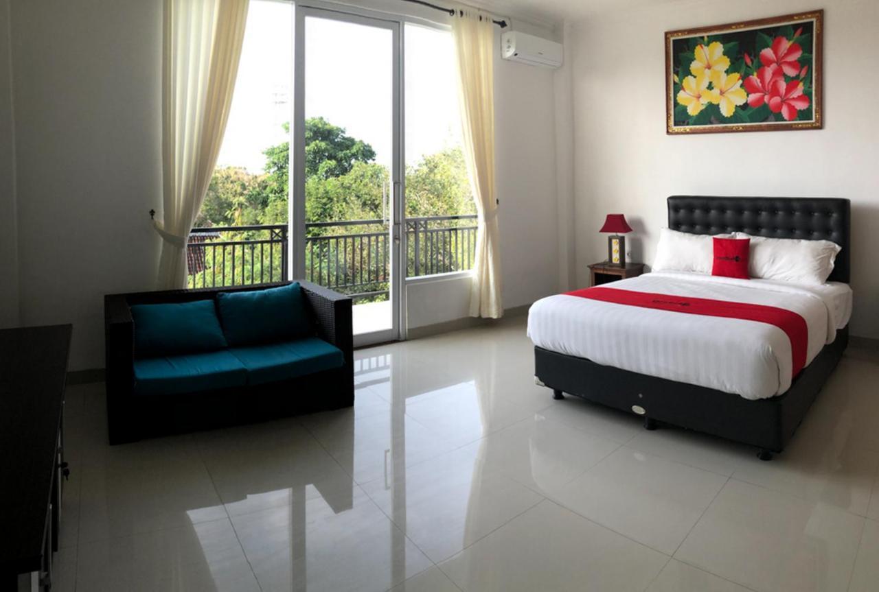 เรดดอร์ซพลัส ใกล้หาดดรีมแลนด์ Hotel จิมบาราน ภายนอก รูปภาพ
