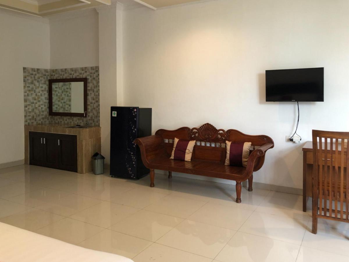 เรดดอร์ซพลัส ใกล้หาดดรีมแลนด์ Hotel จิมบาราน ภายนอก รูปภาพ