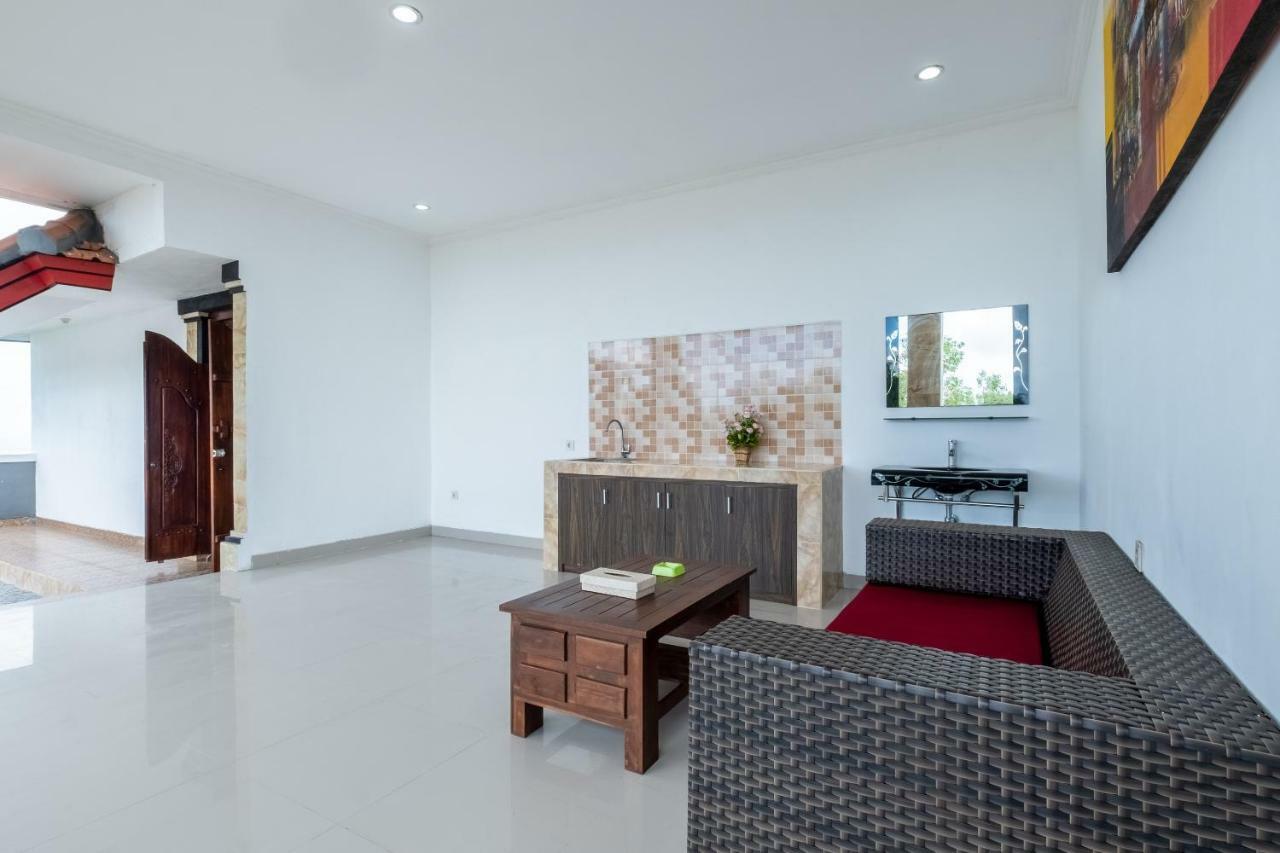 เรดดอร์ซพลัส ใกล้หาดดรีมแลนด์ Hotel จิมบาราน ภายนอก รูปภาพ