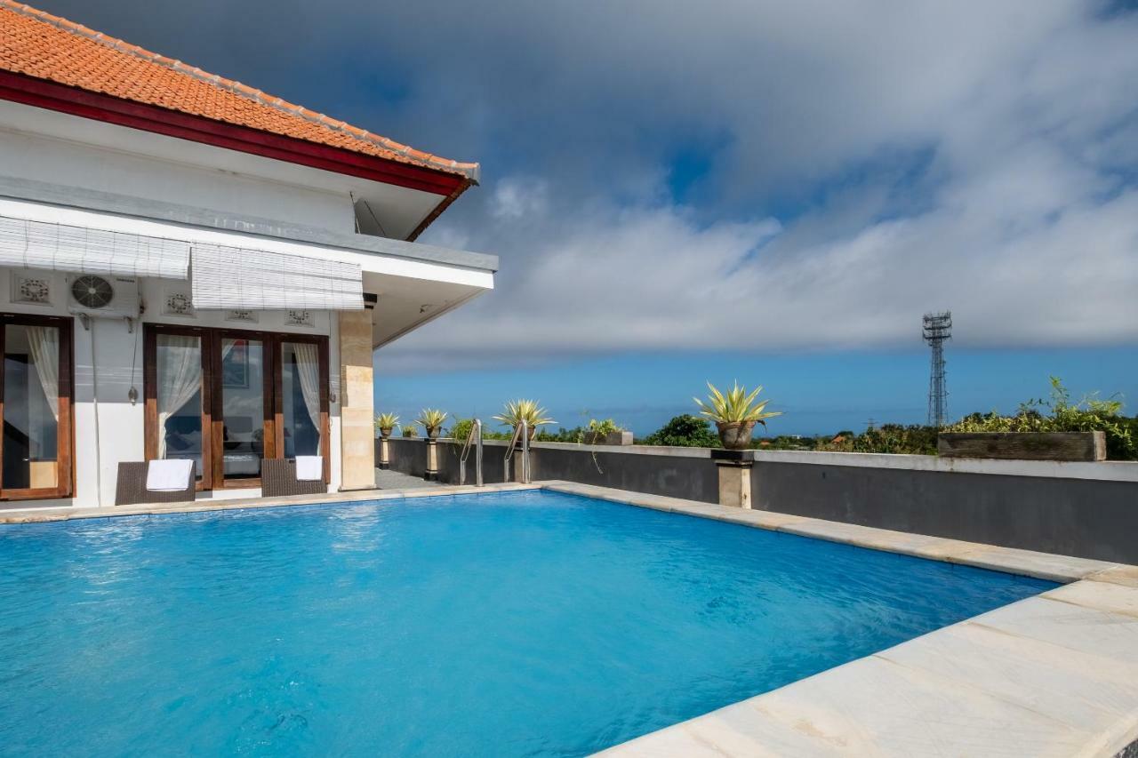 เรดดอร์ซพลัส ใกล้หาดดรีมแลนด์ Hotel จิมบาราน ภายนอก รูปภาพ
